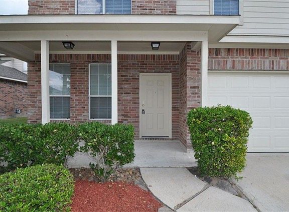 3rd image of 21026 Neelie Ct