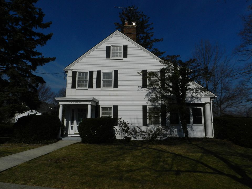 1st image of 259 Hollywood Ave