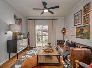 2400 Via Villani APT 2115, Fort Worth, TX 76109