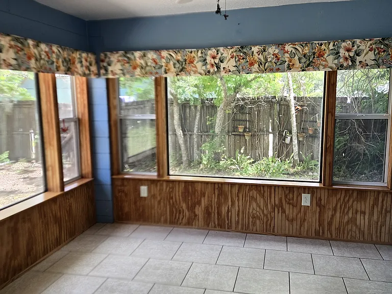 1 Bonaire Pl — Photo 5