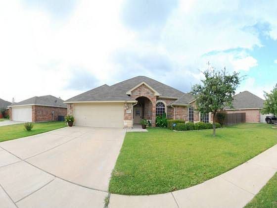 1st image of 437 Willow Vista Dr