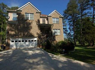 6052 Shadow Rock Dr, Lithonia, GA 30058