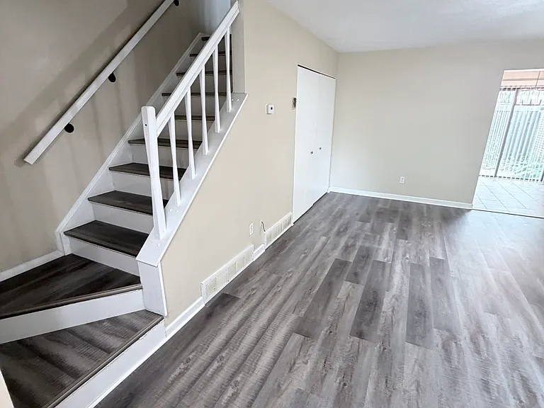 4458 Periwinkle Ln #4458 — Photo 3