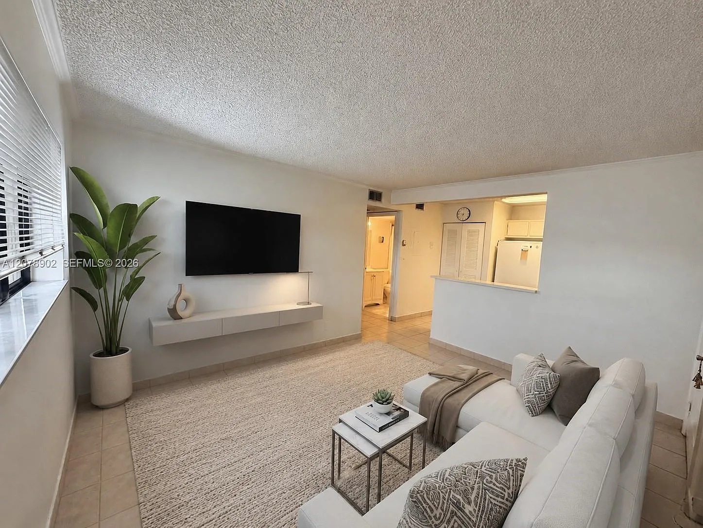 Palms Of Pembroke Condo — Photo 2