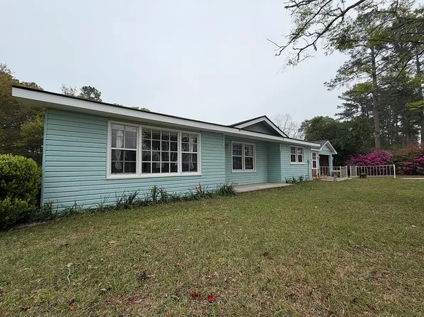 2186 Old Doerun Rd, Moultrie, GA 31768