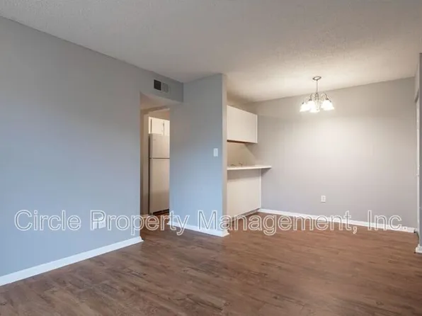 4033 Hunters Ridge Dr SW APT 2, Huntsville, AL 35802