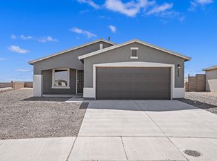 1056 Nalito Beltran Pl, Horizon City, TX 79928