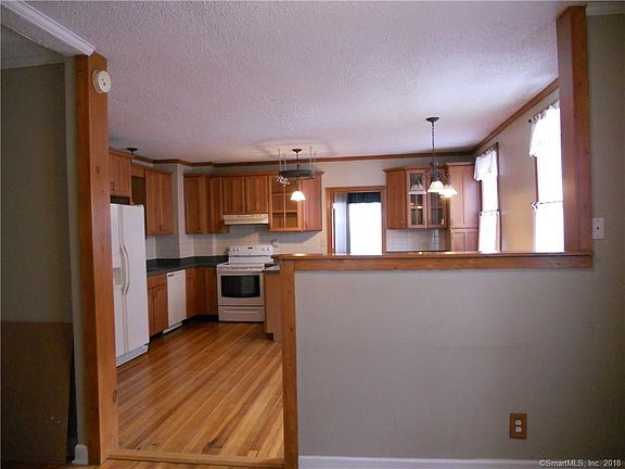 2nd image of 497 Burritt St APT 1