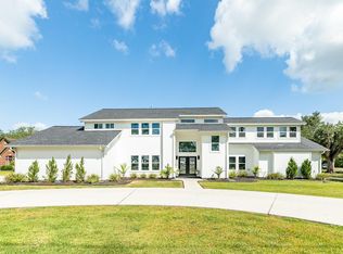 605 Ashley Wilson Rd, Sweeny, TX 77480