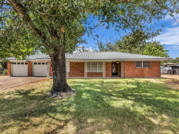 817 E Holly Ln, Mexia, TX 76667