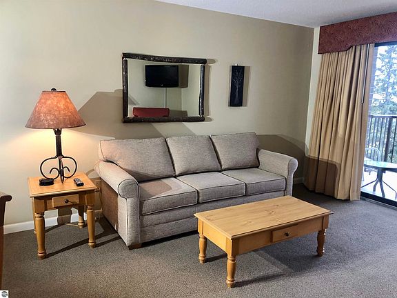5th image of 5055 Valleyway Dr