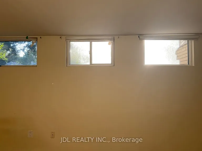 23 Pineway Blvd #BSMT A — Photo 5