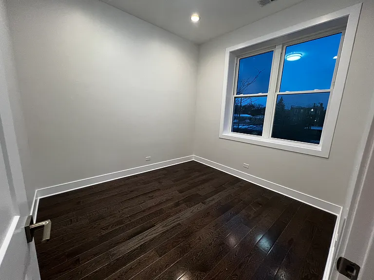 4819 Main St #202 — Photo 13