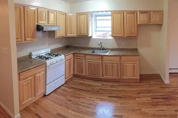 Rented by Awaye Realty Management LLC | media 17