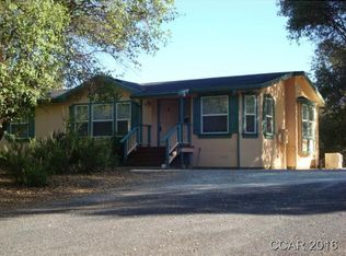 110 Steeds Way, Mountain Ranch, CA 95246