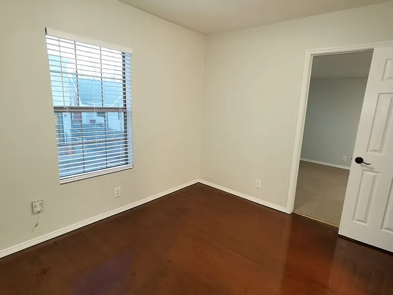137 E Norwood Ct #7 — Photo 10