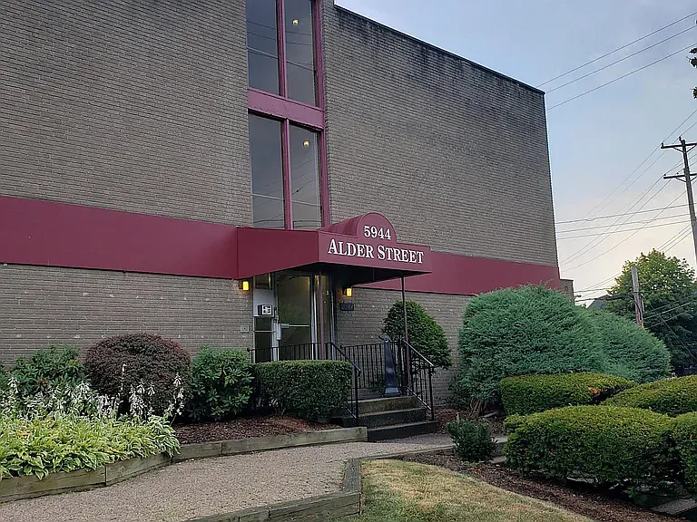 1 bed, 550 sqft, $980 — Photo 2