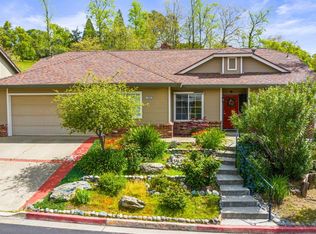 12655 Town View Dr, Auburn, CA 95603