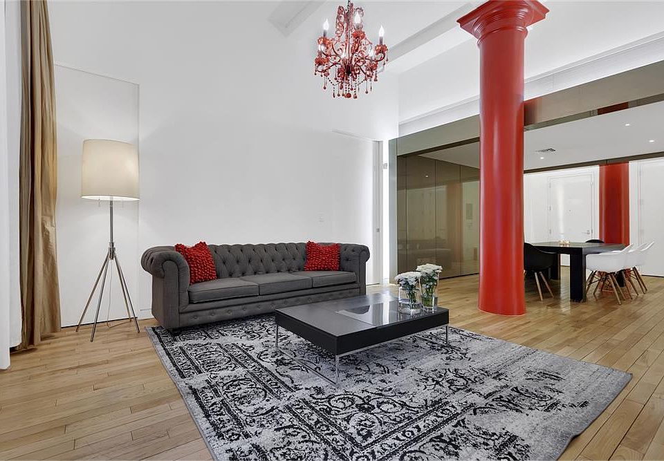 1st image of 16-20 W 19th St APT 2E