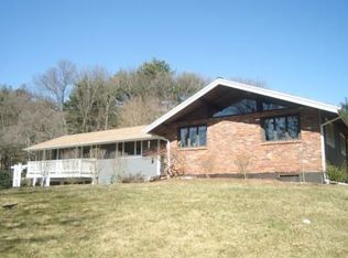 6 Deerfield Rd, Plainville, MA 02762