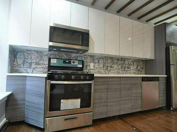 3rd image of 125 Vermilyea Ave Residence 4