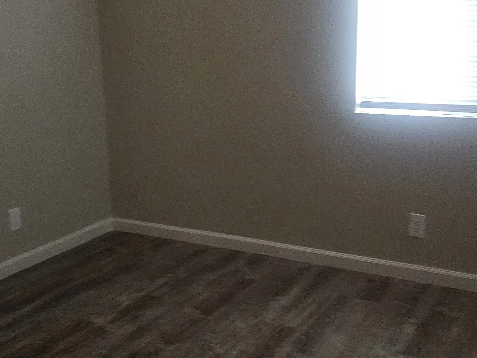 3 bed, 1324 sqft, $2,250 — Photo 3
