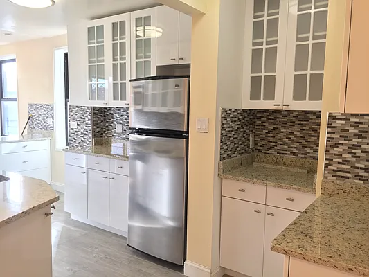 Rented by Zuz Realty | media 4