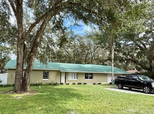 207 Mandarin Ln, Fruitland Park, FL 34731