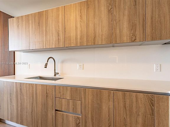 3rd image of 2960 NE 207th St #1207