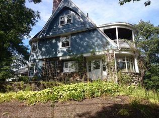 15 Selkirk Rd, Brighton, MA 02135