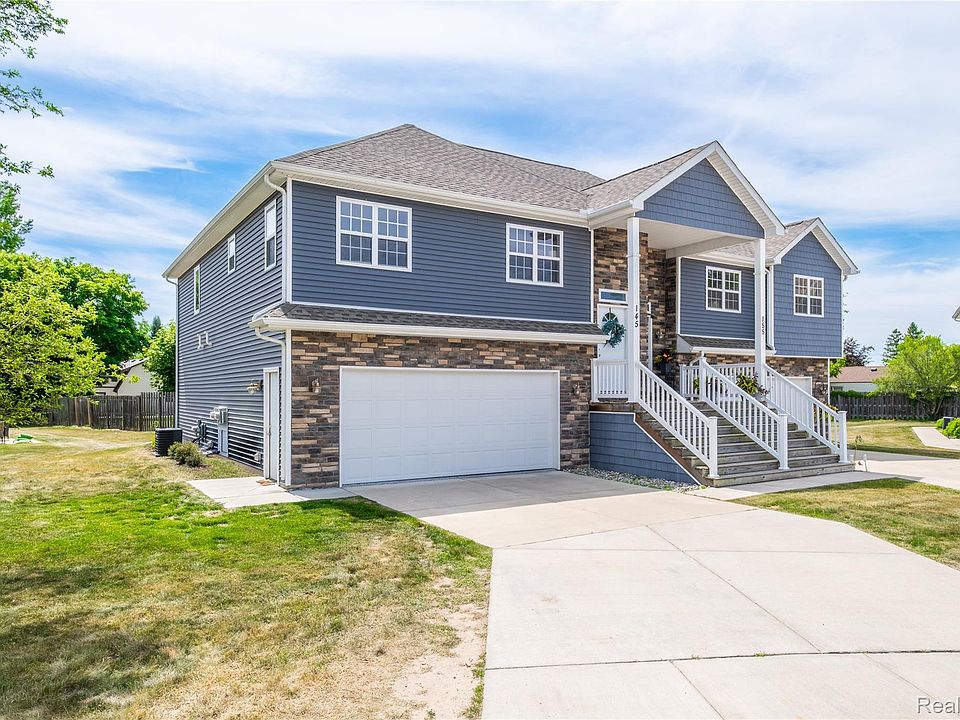1st image of 145 Whispering Pines Dr