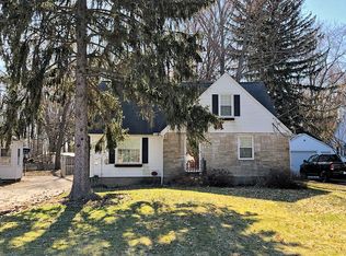 1835 Grafton Rd, Elyria, OH 44035