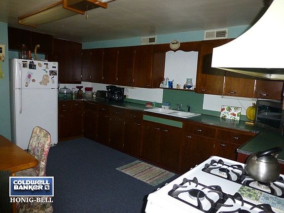 5th image of 1323 N Prairie Ave