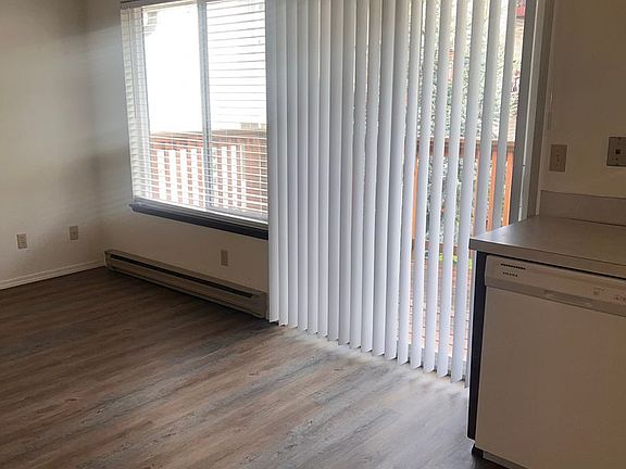 4th image of 3510 Northwest Ave #7