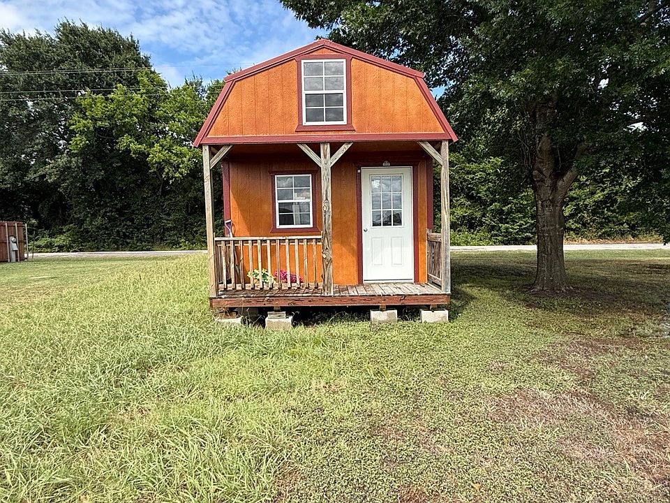 1st image of 13 Blue Heron Way