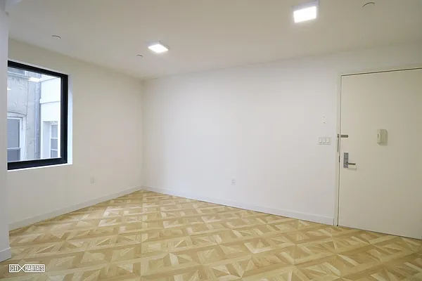 Rented by Citi Habitats | media 17