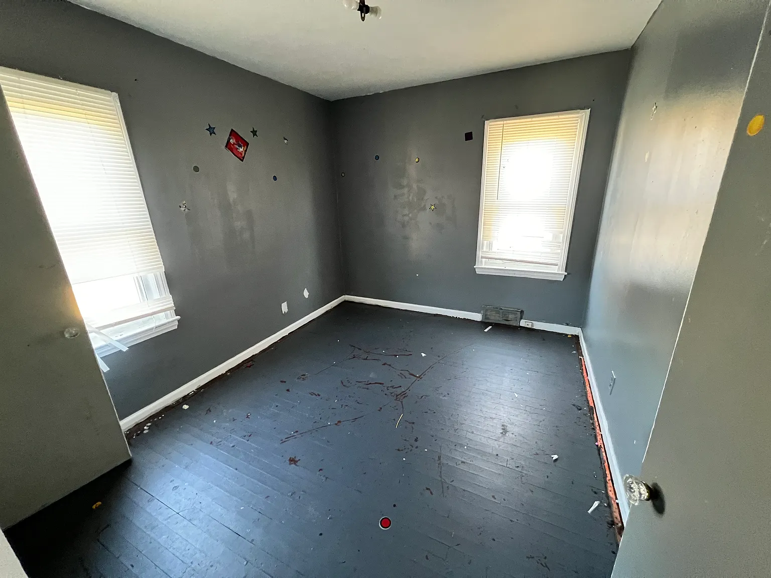 14383 Maddelein St — Photo 2