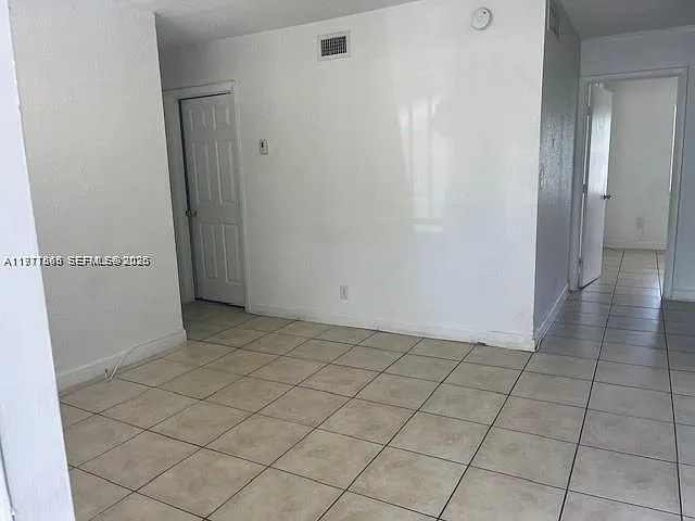 4851 NW 9th Dr #4851 — Photo 4