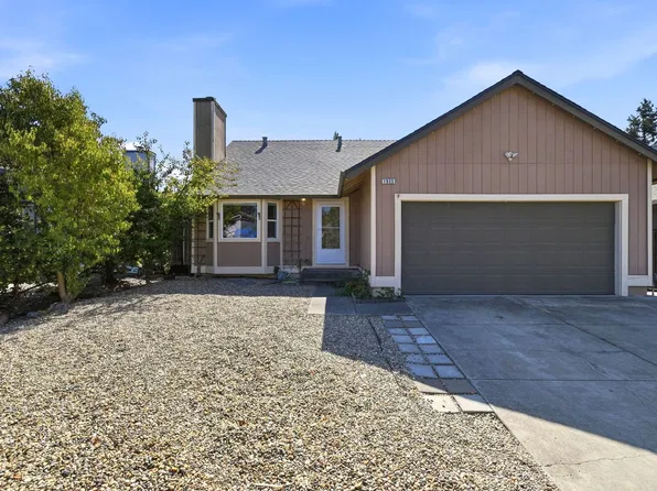 1935 Commons Ct, Windsor, CA 95492