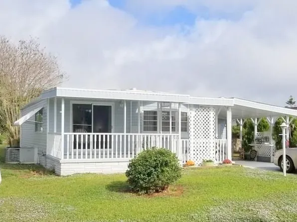 853 Hawthorn Cir, Barefoot Bay, FL 32976
