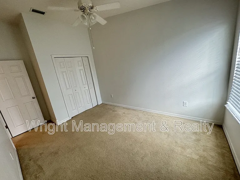 4658 69th Pl N — Photo 15