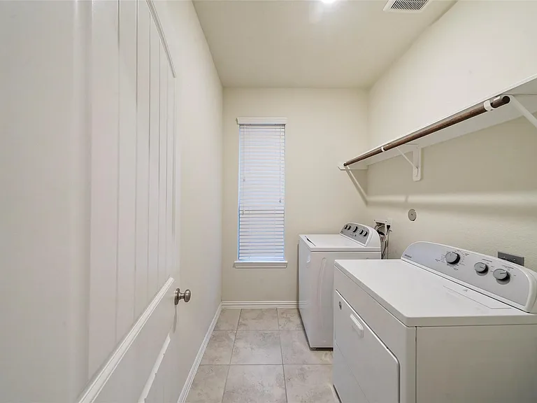 27910 Augusta View Dr — Photo 5