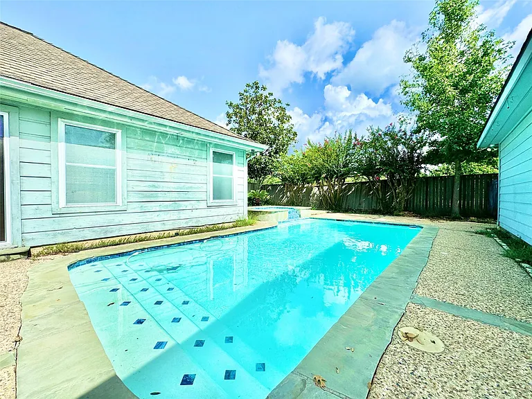 7914 Candle Ln — Photo 15
