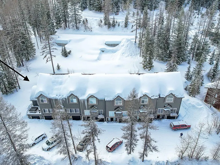 Ull Lodge Building