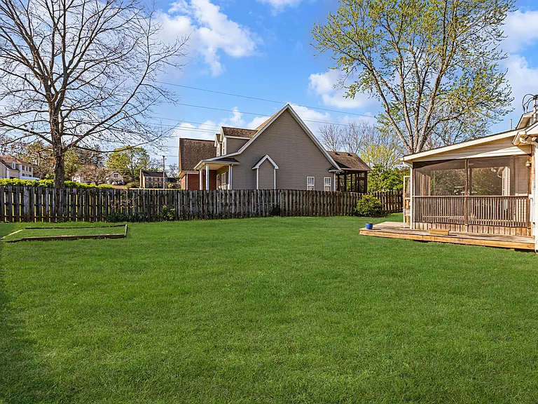 142 Big Ben Ct — Photo 37
