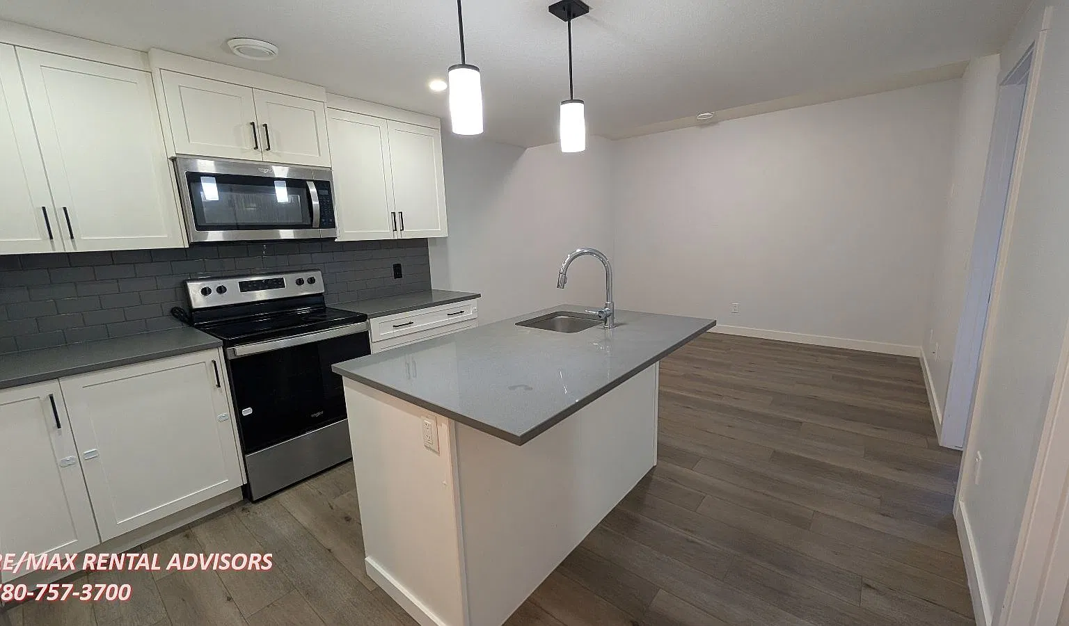 BSMT 272 Homestead Grove Northeast — Photo 2