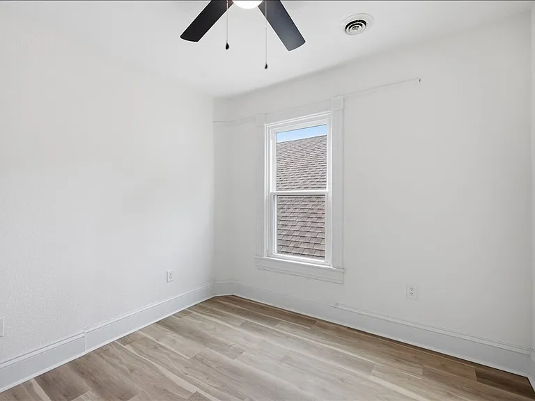 322 Florida Ave — Photo 19