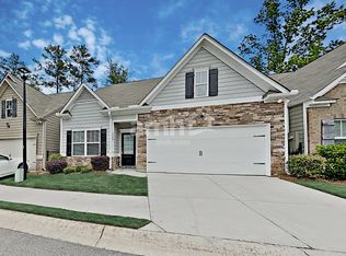 105 Hickory Village Cir, Woodstock, GA 30188