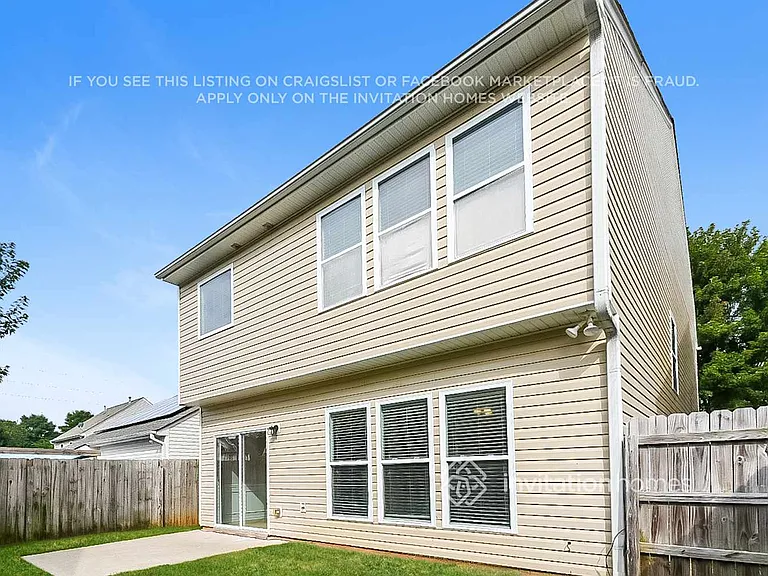 739 Mountain Laurel Dr — Photo 15