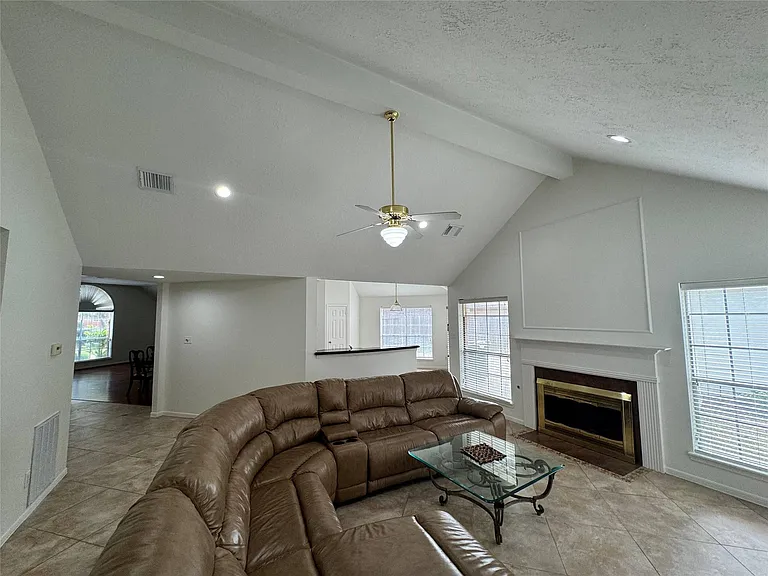 1718 Berkoff Dr — Photo 19